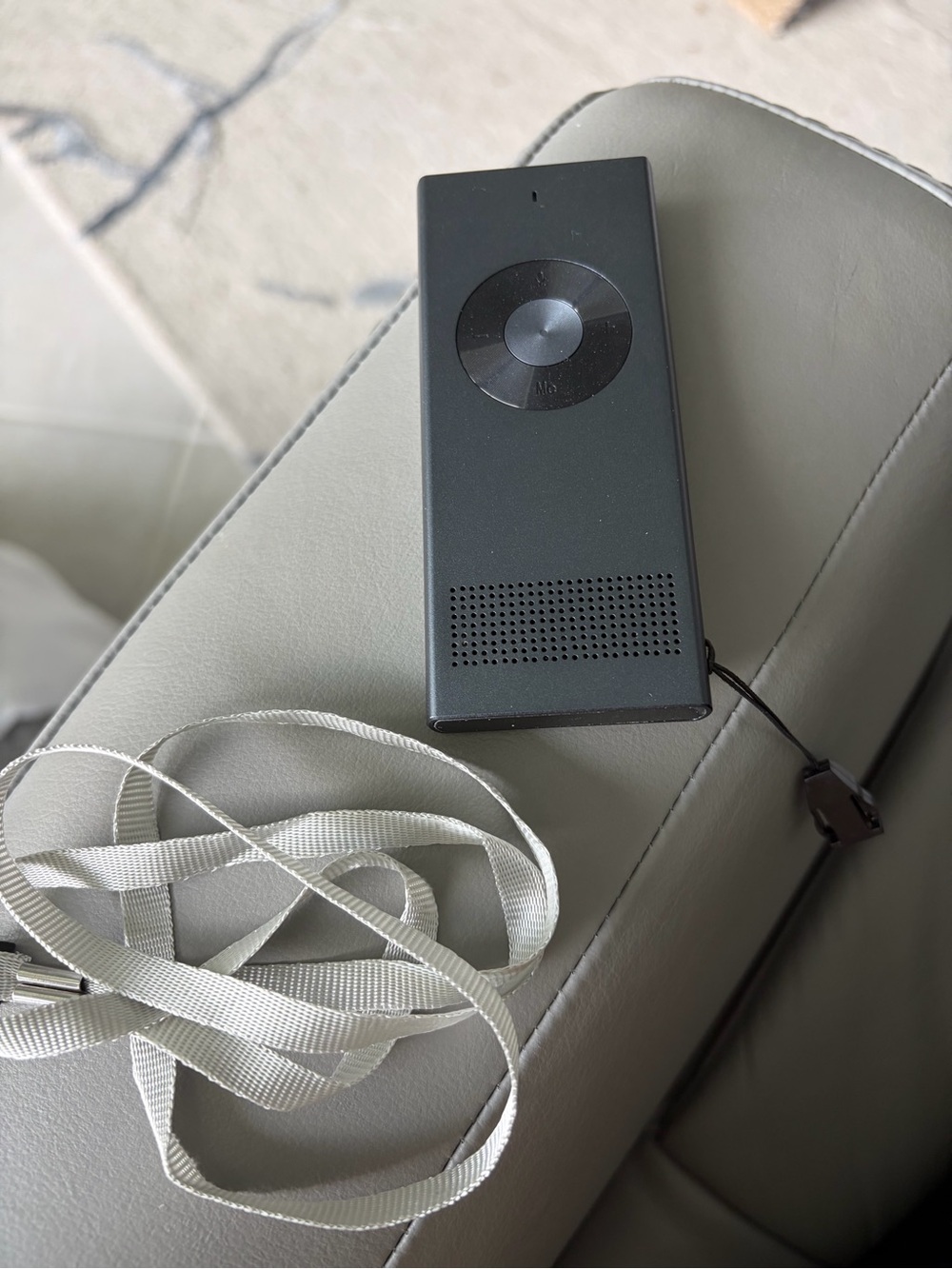 Poliglu Instant Real-Time Voice Translator 40+ Languages
